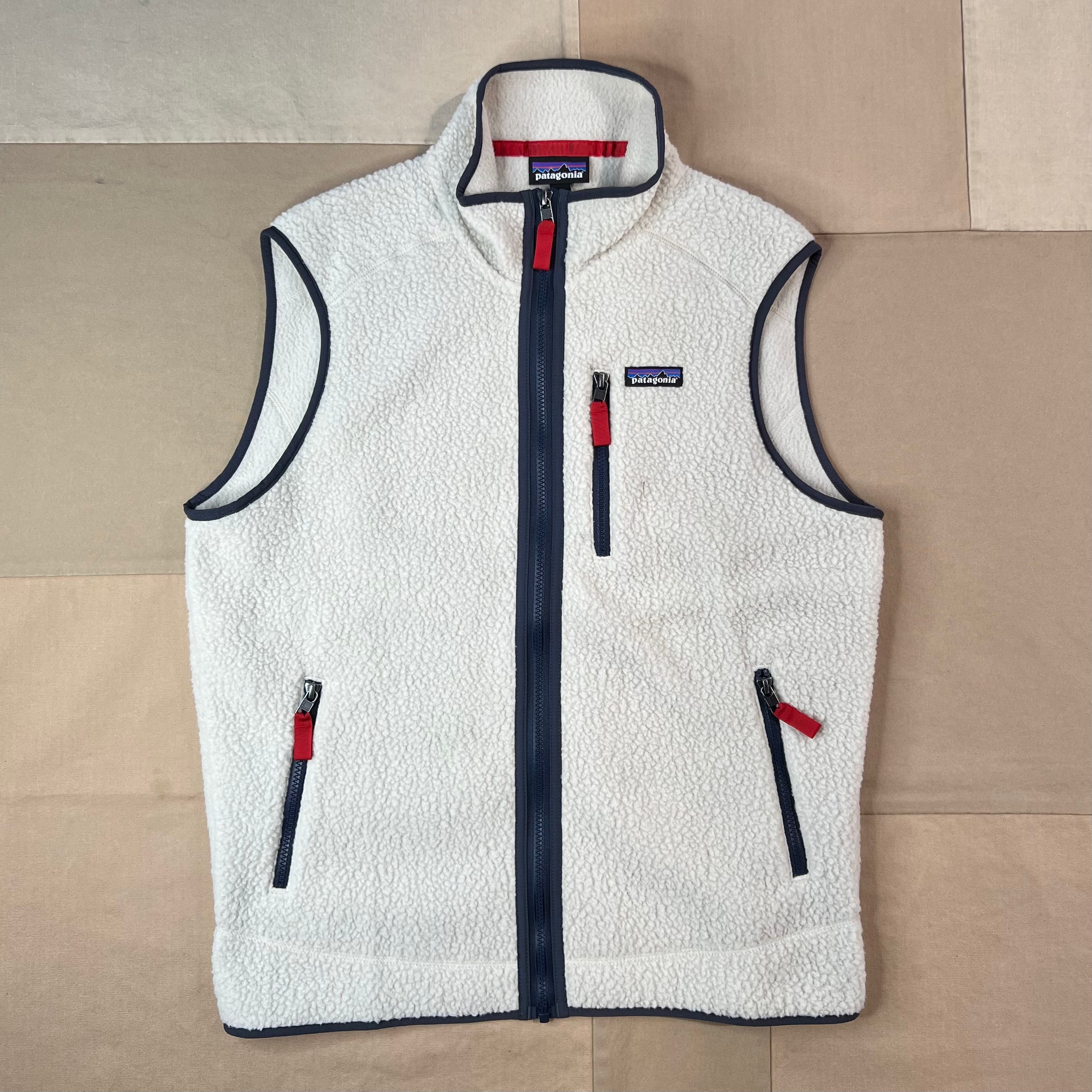 Men's Retro Pile Vest, Pelican: Smolder Blue
