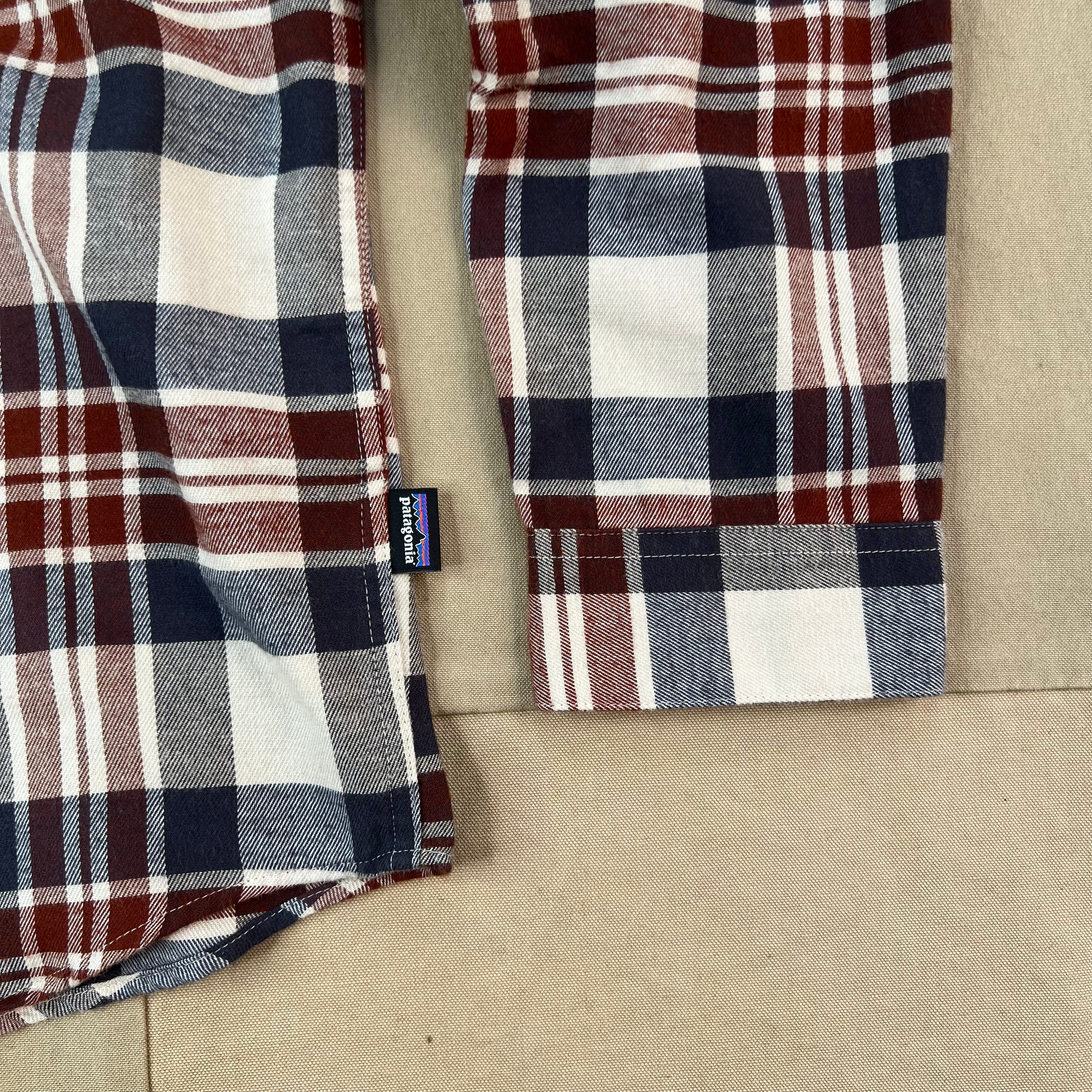 Men's Lightweight Fjord Flannel Shirt, Paw: Dried Vanilla