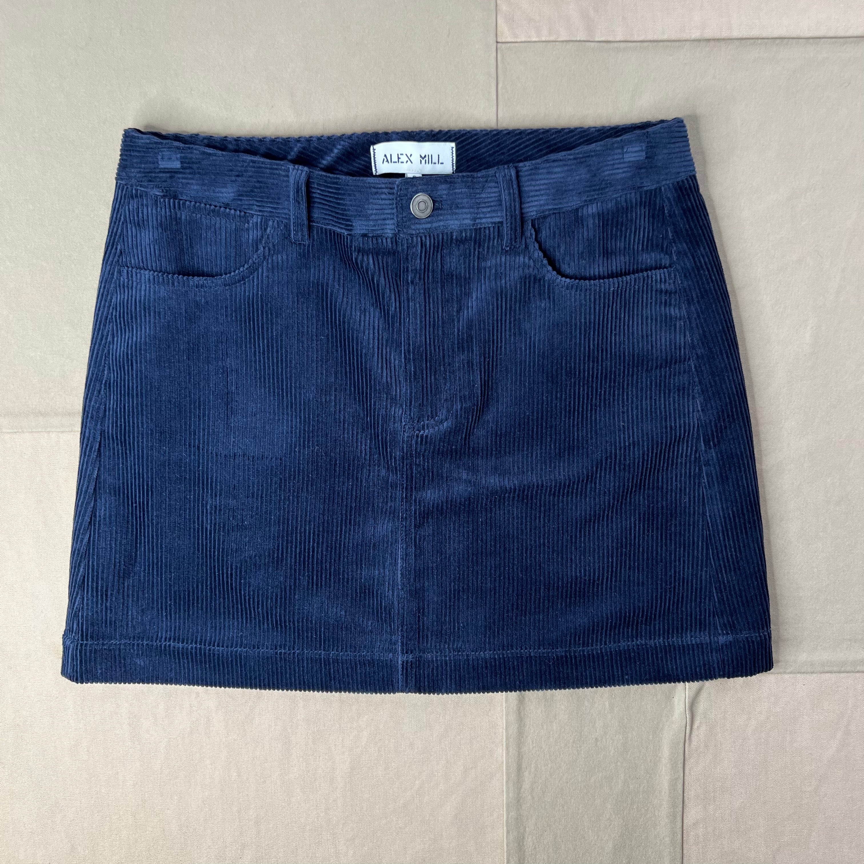 Camden Skirt in Corduroy, Dark Navy