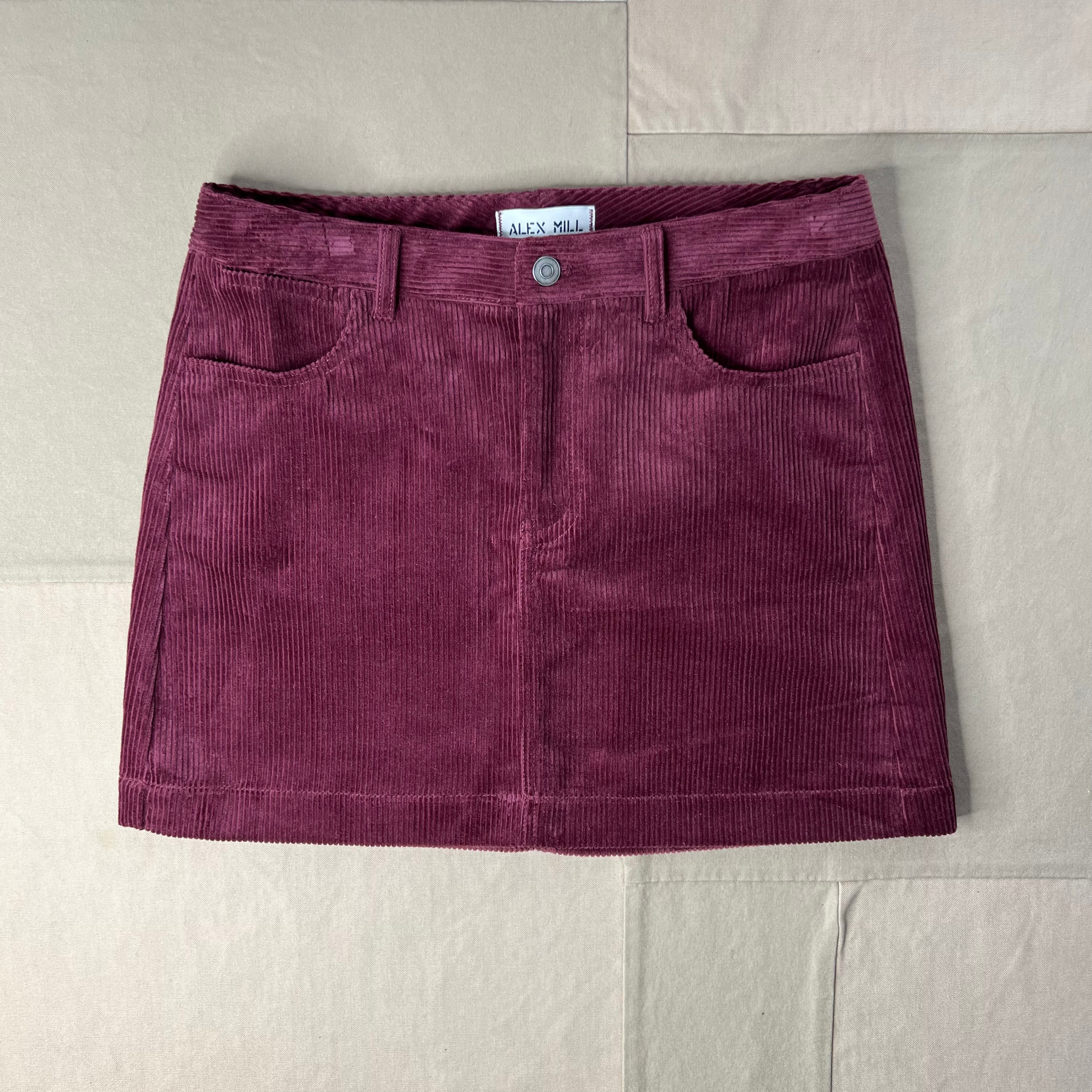 Camden Skirt in Corduroy, Burgundy