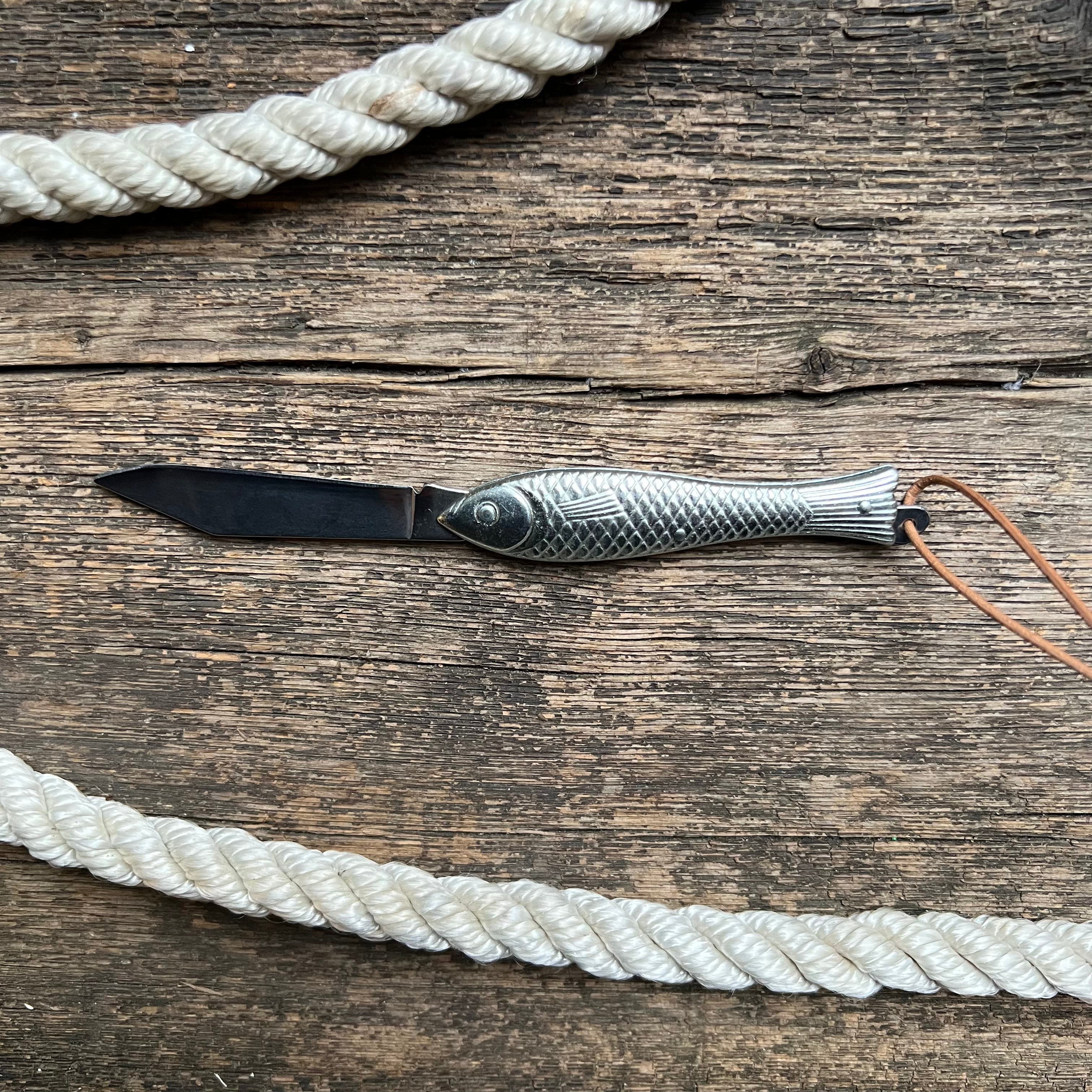 Fingerling Fish Knife